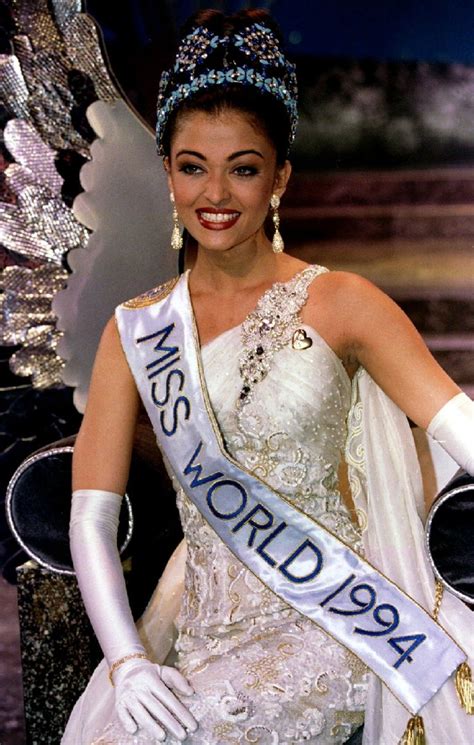 Aishwarya Rai Photos And Videos: See Former Miss Worlds 10。